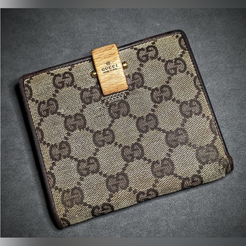 GUCCI Brown Signature Canvas Wallet with Wood Flip Clip Closure